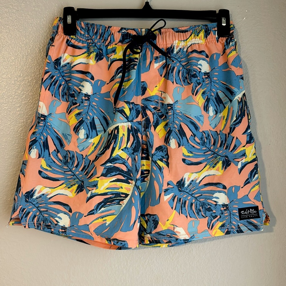 Salt Life - Tropical/palm leaf swim shorts